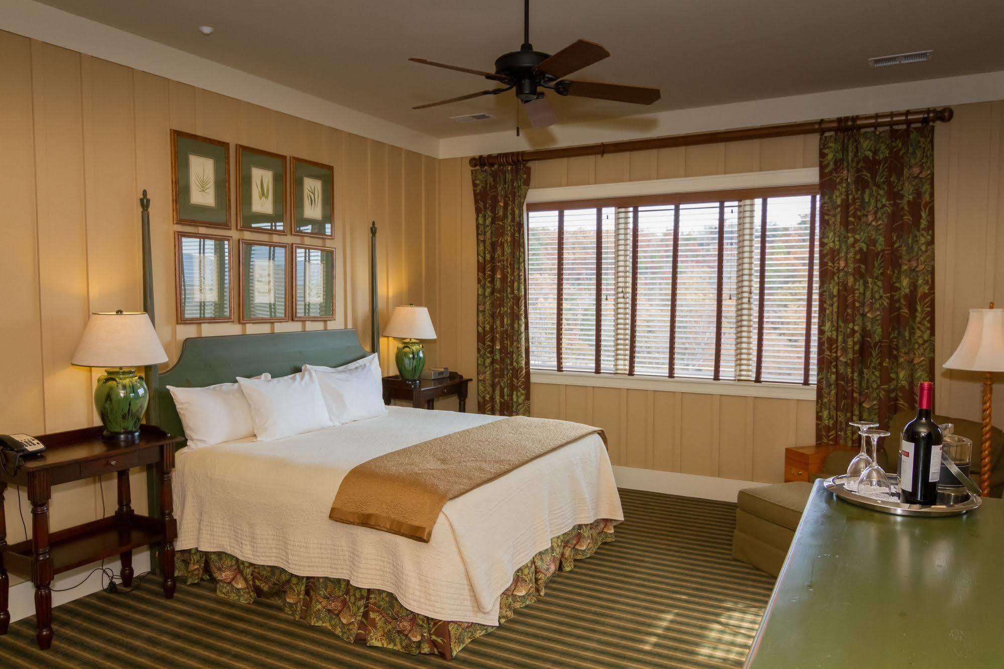 Bright'S Creek Lodge Columbus Esterno foto
