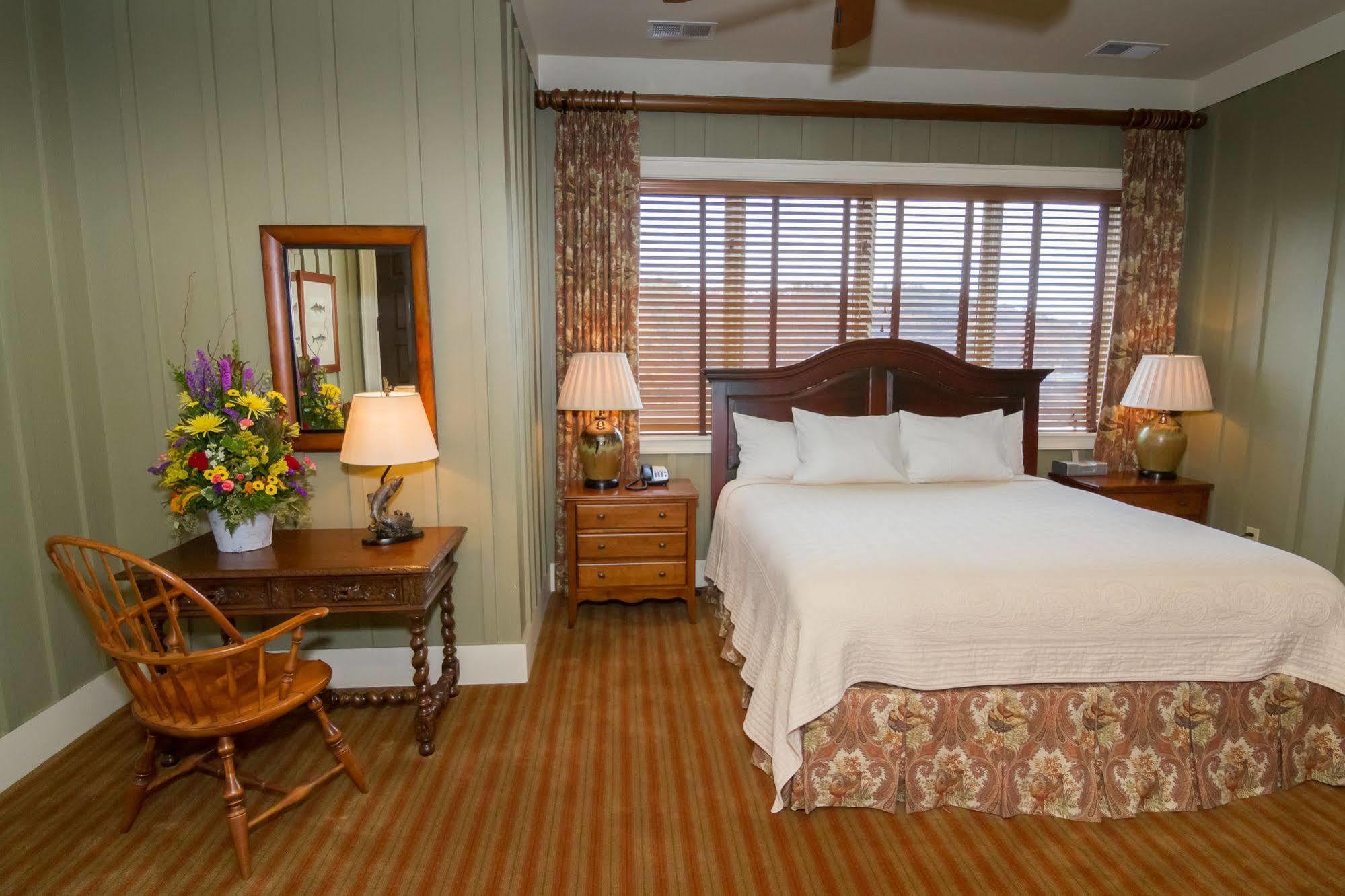 Bright'S Creek Lodge Columbus Esterno foto